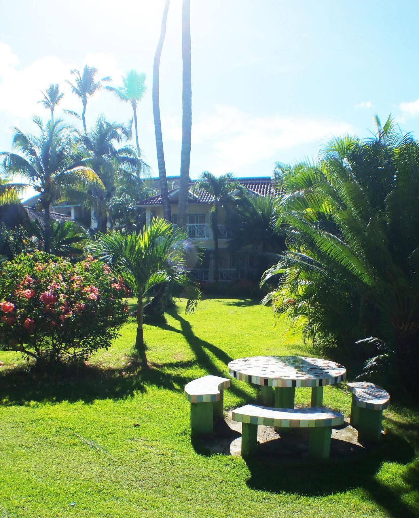 Hotel Los Pinos Las Terrenas Bagian luar foto