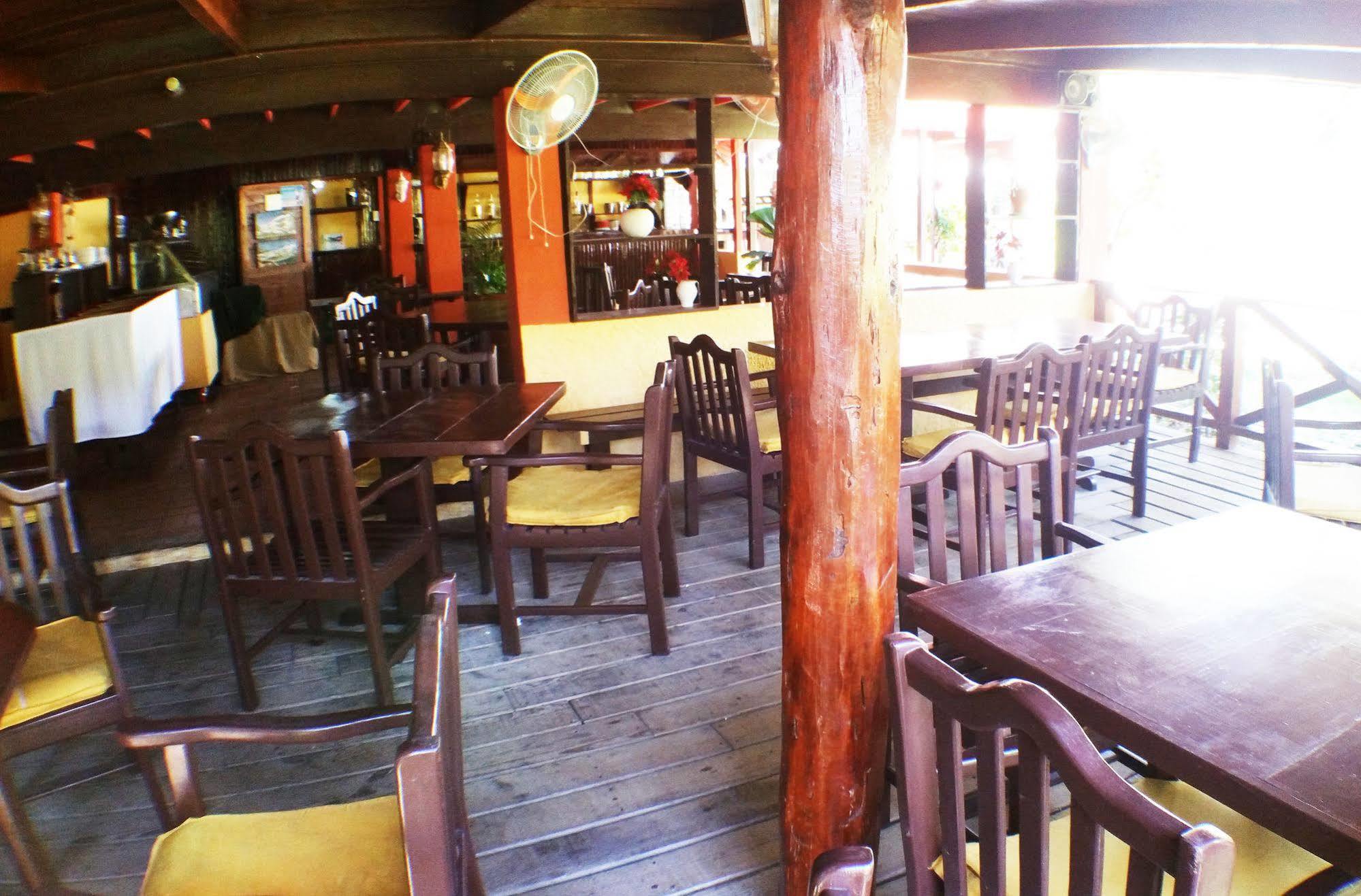 Hotel Los Pinos Las Terrenas Bagian luar foto