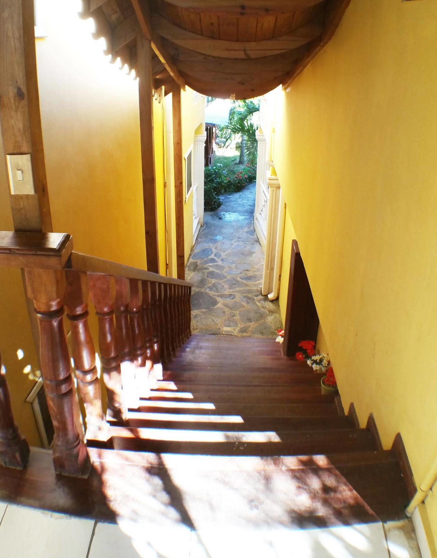 Hotel Los Pinos Las Terrenas Bagian luar foto
