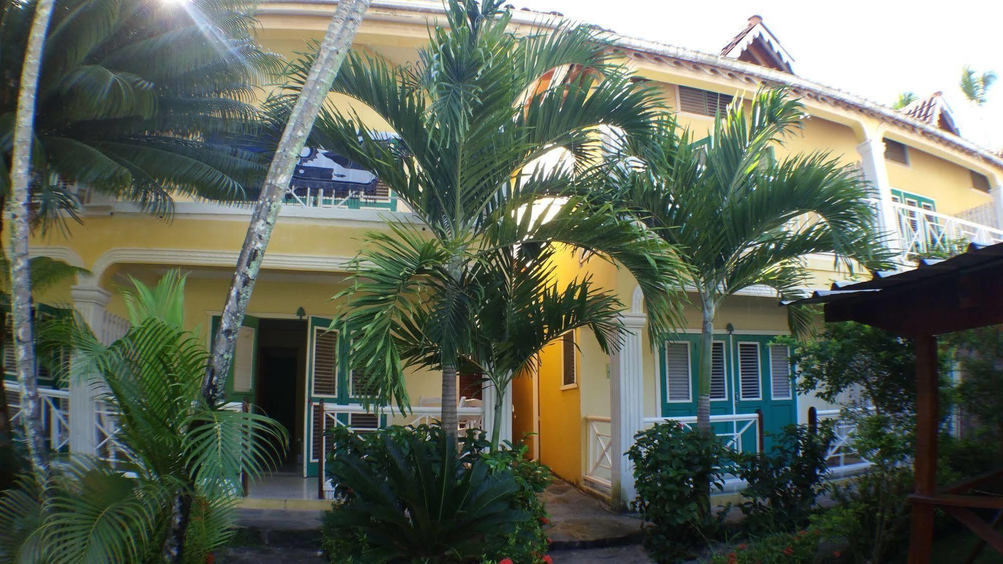 Hotel Los Pinos Las Terrenas Bagian luar foto